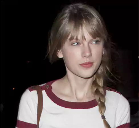 Taylor Swift without makeup